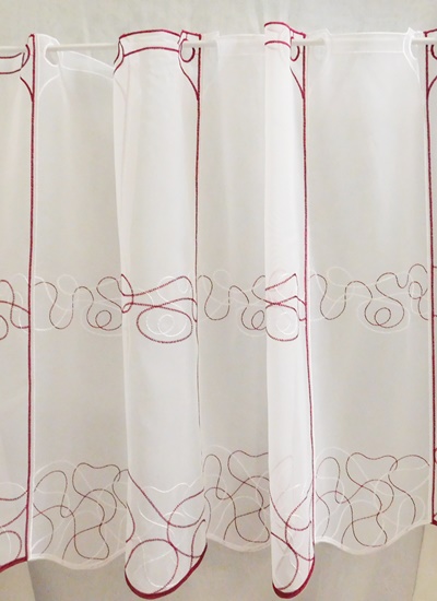 Fehér voila hímzett vitrage függöny bordó mintás 60x160cm bújtatós